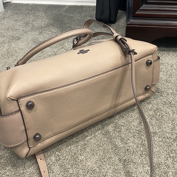 Beige Coach Crossbody - Picture 9 of 9
